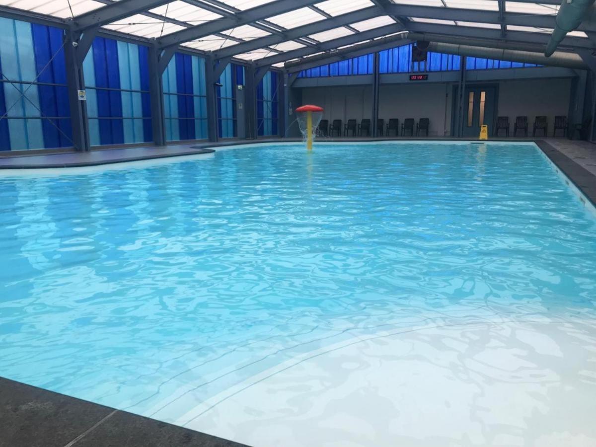 Wellness Bungalow Uppsala Gramsbergen Buitenkant foto